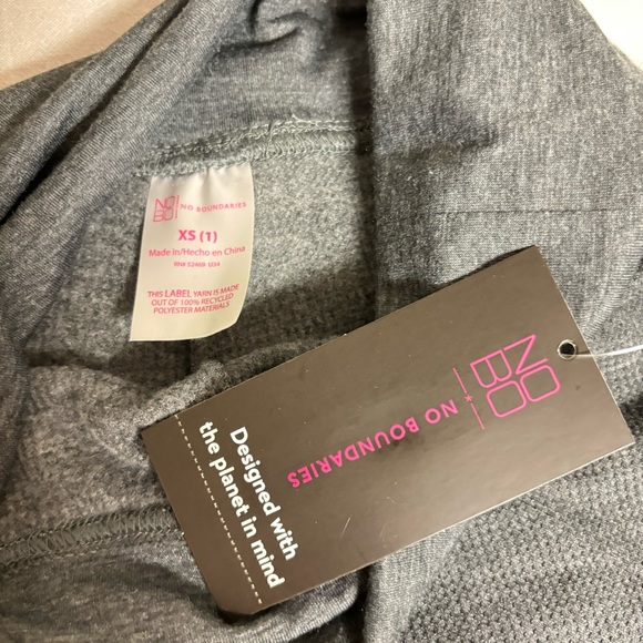 **SOLD ON FB MARKETPLACE** XS Leggings Bundle - Picture 7 of 9